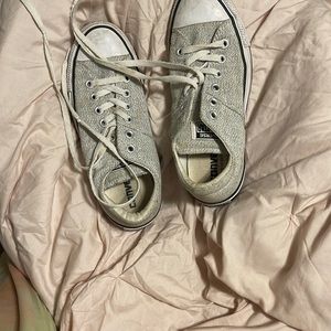 Grey converse